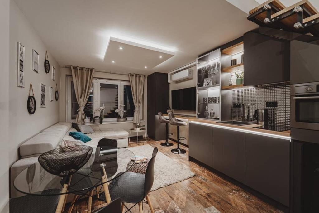 Sunset Apartment Pomorie Exteriör bild